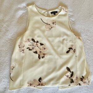 Dynamite Open Back Floral Top | Cream | Size S